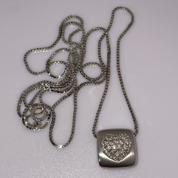 Solid Stamped 18K (not 14K ) White Gold Diamond Pave Modern Heart Necklace - Picture 13 of 16